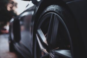 Descifrando los Códigos de Neumáticos: Tu Guía Completa