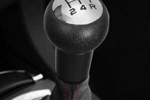 Pomos de Palanca de Cambios para Peugeot y Citroën: Todo lo que Necesitas Saber